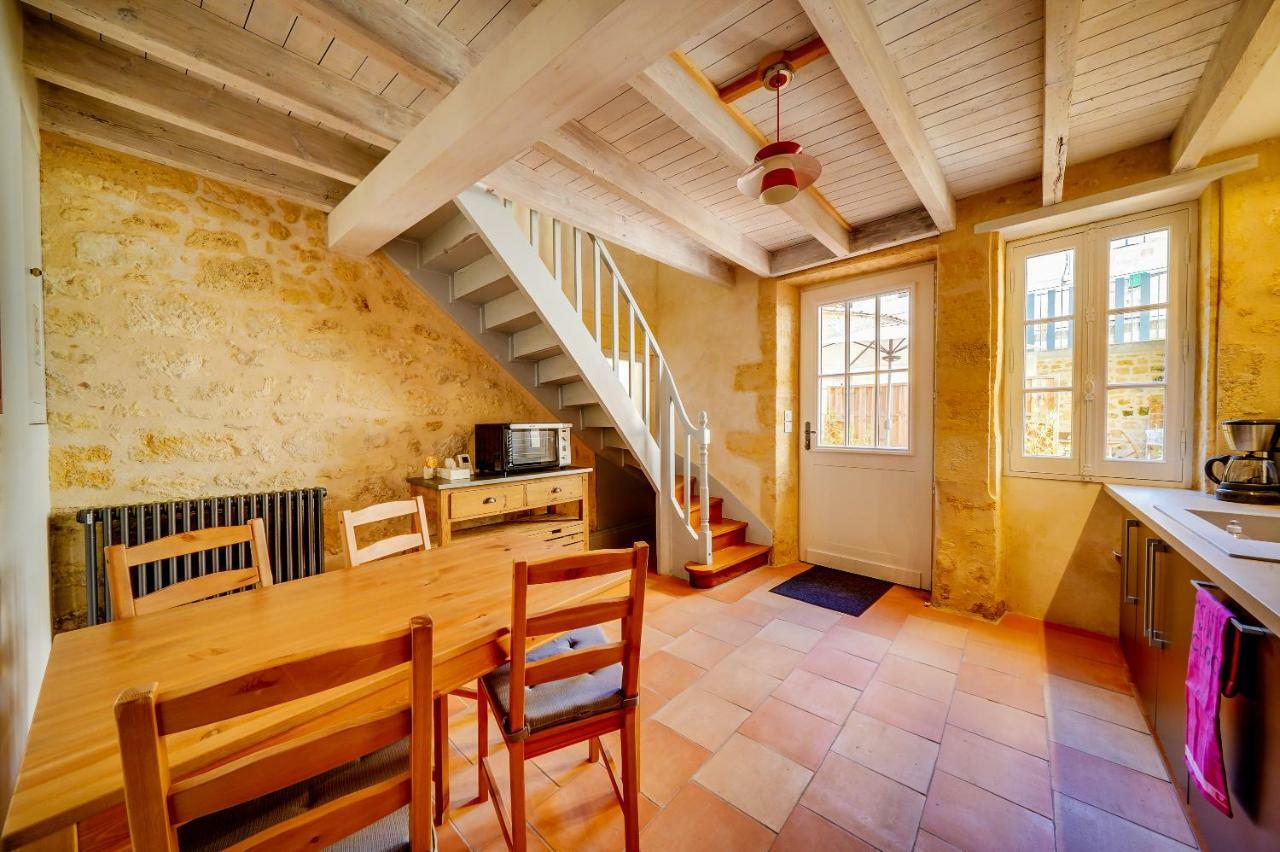 Logis Loiseau Avec Terrasse Lejlighed Saint-Émilion Eksteriør billede